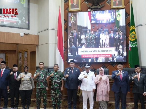 Bupati Bogor, Minta Kades Gunung Picung Bangun Desa dengan Sepenuh Hati.