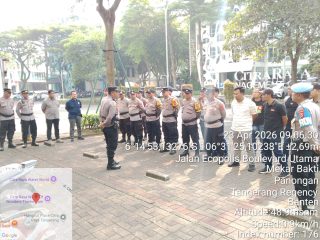 Kapolsek Panongan Pimpin Apel Pengamanan Unjuk Rasa Mahasiswa di Management Office Citra Raya