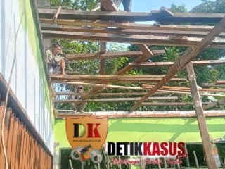 Keselamatan Kerja Diabaikan, Pekerja Rehab SDN 1 Parungkuda Diduga Tidak Gunakan APD Abaikan (K3)