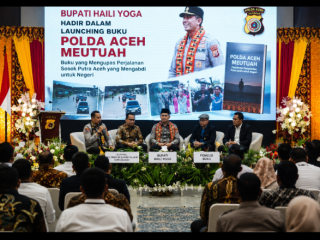 Bupati Haili Yoga Hadir Dalam Launching Buku Polda Aceh Meutuah, Buku Yang Mengupas Perjalanan Sosok Putra