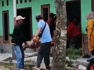 Gadis muda ditemukan tewas di kamar kos Jogoroto, warga curiga ada kekerasan sebelum korban meninggal