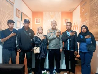 KAPOLSEK PARUNG PANJANG TERIMA KUNJUNGAN AWAK MEDIA, PERKUAT SINERGI POLRI DAN WARTAWAN