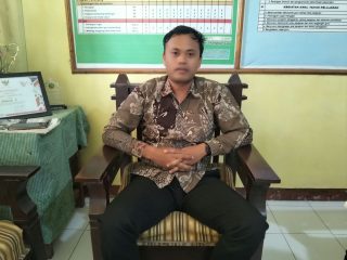 KEPSEK M. ARIF, S.pd REVITALISASI BUKAN CUMA FISIK, TAPI JUGA DIGITALISASI*